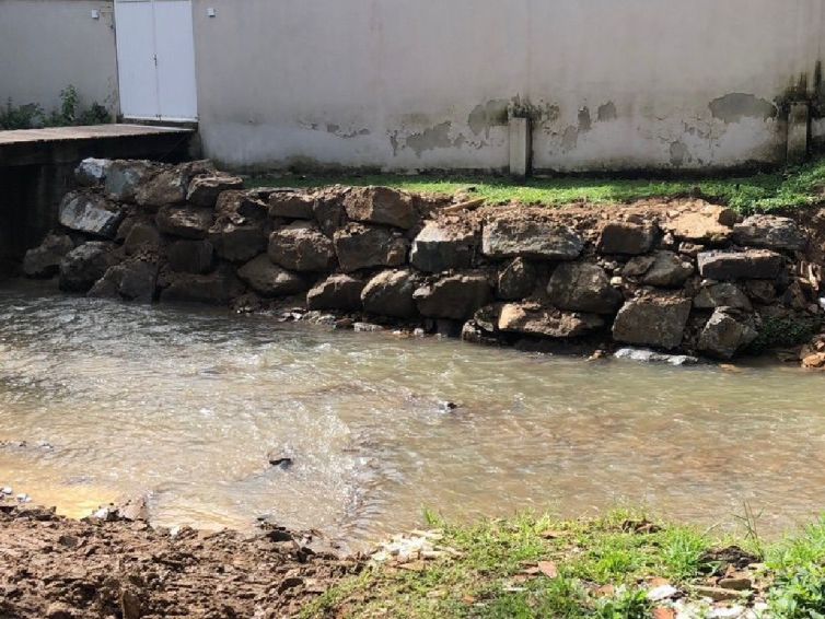 Desassoreamento de Valas e Córregos